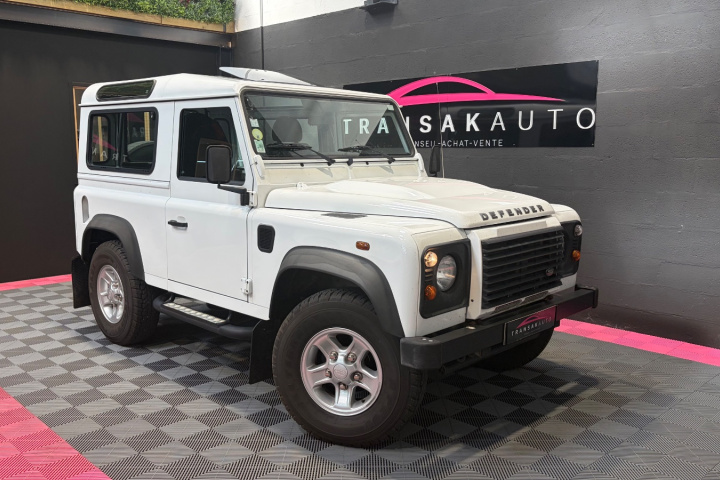 LAND ROVER DEFENDER 90 STATION WAGON